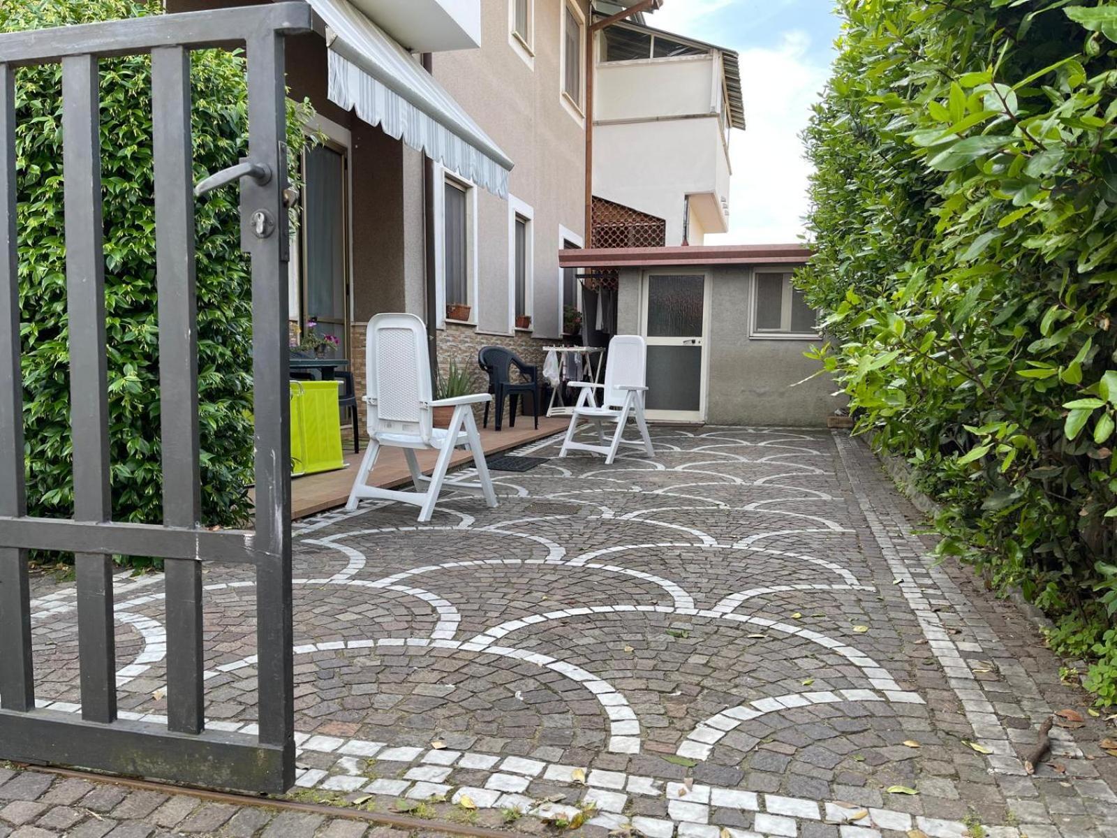 מגדל אגם פוצ'יני La Casa Di Morena מראה חיצוני תמונה